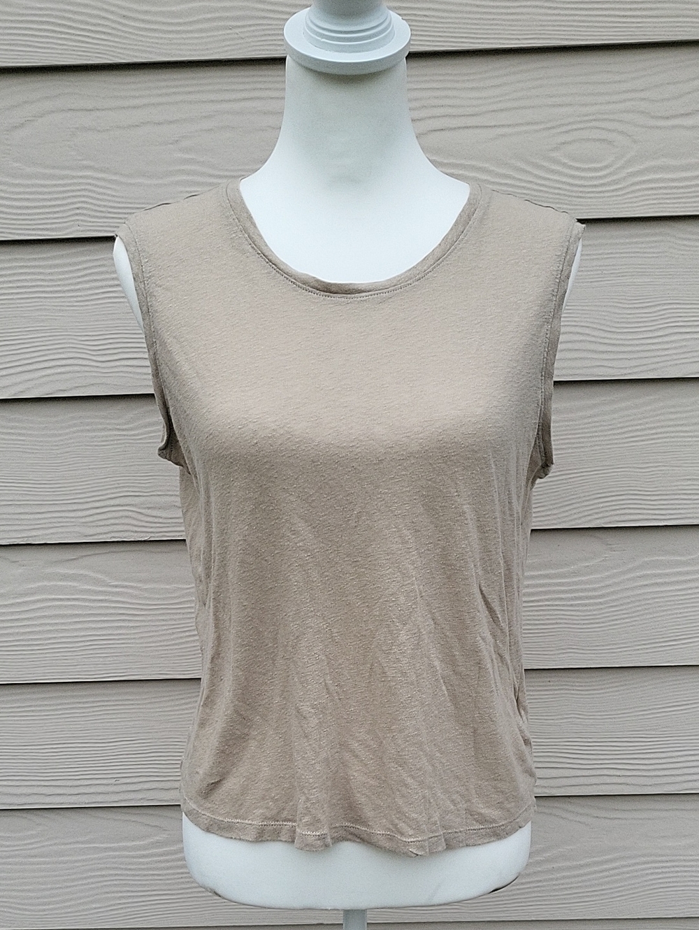 Athleta Getaway Linen Blend Muscle Tank Taupe Sleeveless Top Size Small
